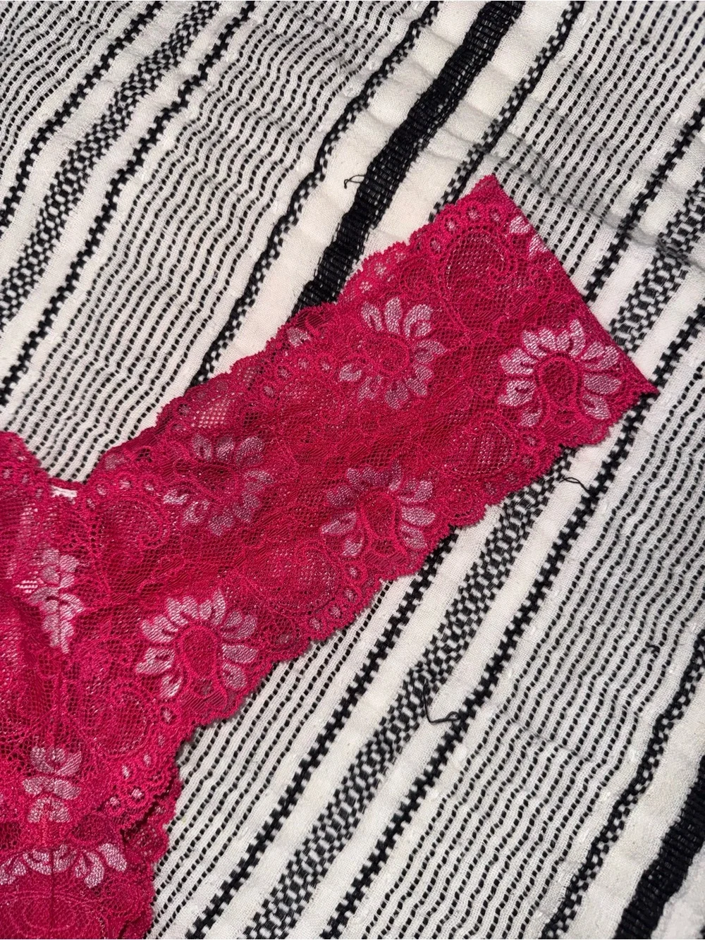 VINTAGE 2004 Victoria's Secret Sz L matching set